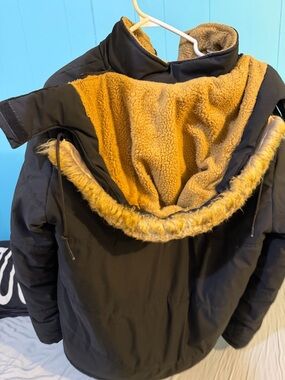 Men's Black Windbreaker Jacket with Tan Sherpa Lining